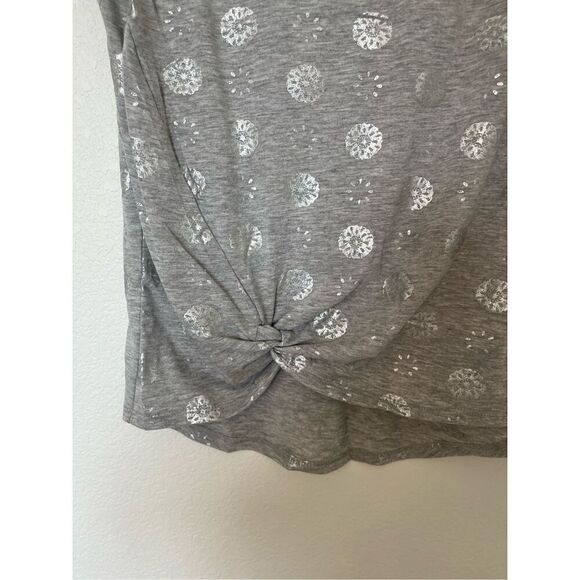 Grey and Silver Tee with Front Knot Twist NEW - Picture 3 of 6